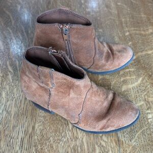 Cat & Jack Brown Suede Ankle Boots